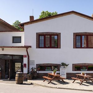 Penzion a vinařství NATURVINI Miroslav (South Moravian) Exterior photo