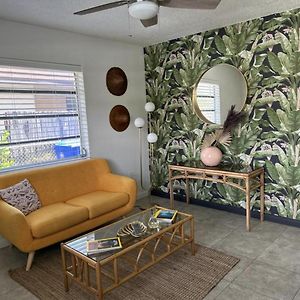 Miami'S Cozy Tropical Getaway Exterior photo