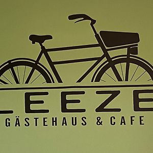 Gastehaus & Cafe Leeze Bad Dürkheim Exterior photo