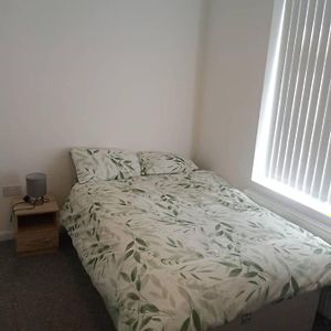 Double-Bed H4 Close To Burnley City Centre Exterior photo
