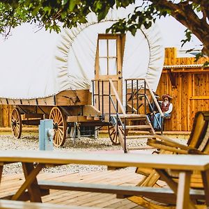 The Big Texan - Cabins And Wagons Amarillo Exterior photo