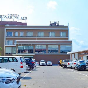 Hotel Ceasar Palace Kottayam Exterior photo