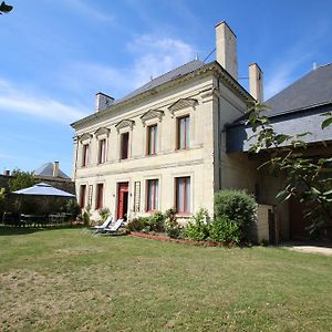 Domaine Des Roses Vaudelnay Exterior photo