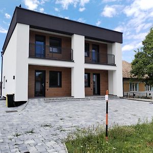 Apartman Pri Parku Solcany Exterior photo