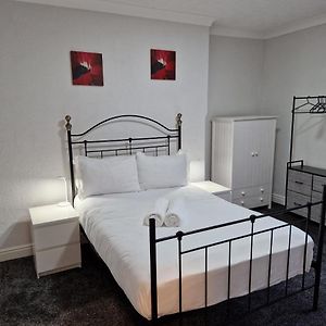 Birtley'S Diamond 3 Bed Apt, Sleeps 6 Guests Birtley (Tyne and Wear) Exterior photo
