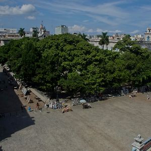 Santa Isabel Havana Exterior photo