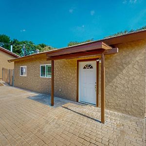 Quaint And Quiet Santa Clarita Exterior photo