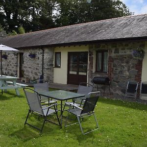 Cae Berllan Cottages Groeslon Exterior photo