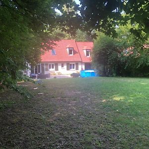 Maison Familiale Foret De Rambouillet Poigny-la-Foret Exterior photo