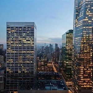 Stunning 2Bd Apartment On The 38Th Floor In Midtown Nova York Exterior photo