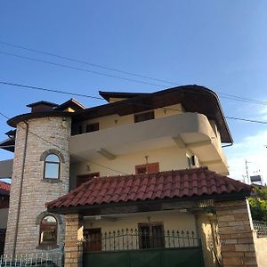 Vila Hasani Durrës Exterior photo
