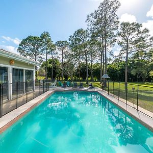 Family Estate W/ Firepit + Pool House! Sleeps 16! Palm Beach Gardens Exterior photo