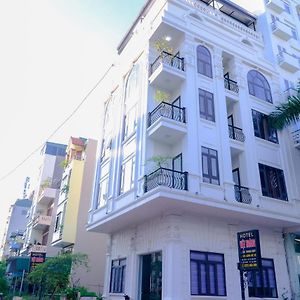 Viet Hoang Hotel Ha Long Exterior photo