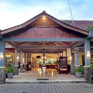 Margo Utomo Hill View Resort Banyuwangi (East Java) Exterior photo