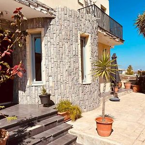 Impeccable 3-Bed Villa In Nicosia Nicósia Exterior photo
