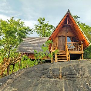 Wooden Cabana Sigiriya Exterior photo