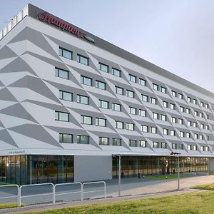 Hampton By Hilton Krakow Airport Balice Exterior photo