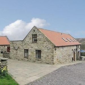 The Old Barn Commondale Exterior photo