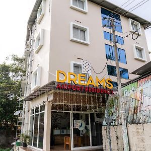 Dreams Airport Residency Nedumbassery Exterior photo