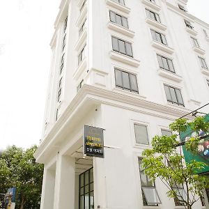 Tq Hotel & Apartment Haiphong Exterior photo