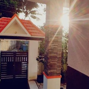 Krishnasree Thiruvananthapuram Exterior photo