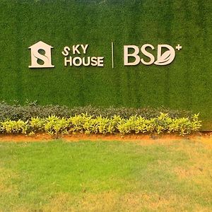 Apartemen Sky House Bsd By Benchmark Tangerang Exterior photo