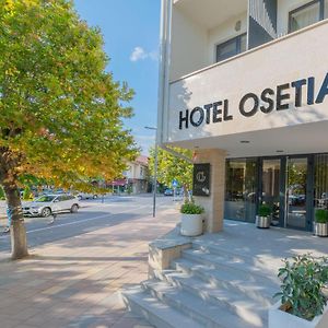 Hotel Osetia Garden Momchilgrado Exterior photo