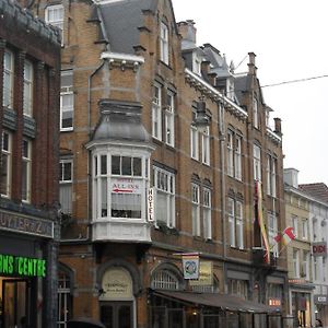 All-In Hotel 's-Hertogenbosch (Den Bosch) Exterior photo