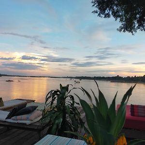 Pomelo Restaurant And Guesthouse- Serene Bliss, Life In The Tranquil Southend Of Laos Ban Khon Exterior photo