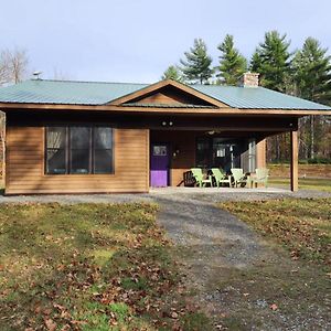 An Adirondack Getaway Keeseville Exterior photo