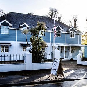 The Lord Bute Highcliffe Exterior photo