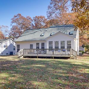 Bright Greenbackville Vacation Home With Game Room Exterior photo