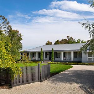 Peahen House Trentham Exterior photo