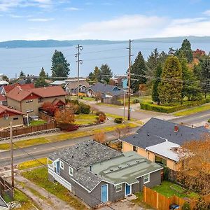 Walk To The Waterfront! The Hobbit House Tacoma Exterior photo