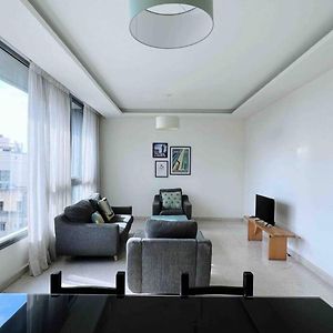 Modern 3Br Apt Next To Hotel Dieu Beirute Exterior photo