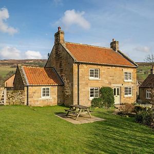 3 Bed In North York Moors National Park G0174 Rosedale Abbey Exterior photo