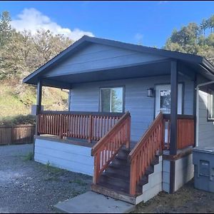 New, Fun-Size Benbow House! Garberville Exterior photo