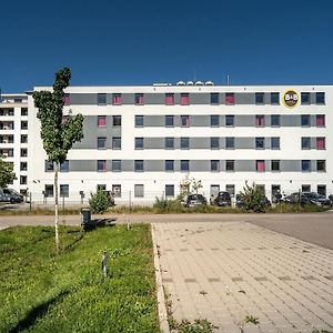 B&B Hotel Freiburg-Sued Friburgo em Brisgóvia Exterior photo