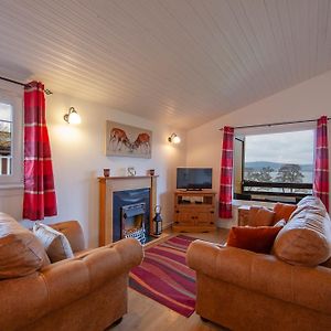 Appin Holiday Homes -Caravans, Lodges, Shepherds Hut And Train Carriage Stays Exterior photo