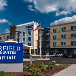 Fairfield Inn & Suites By Marriott Geneva Finger Lakes Exterior photo