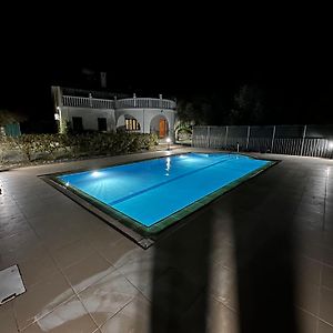 Kyrenia/Alsancak 4-Room Villa With Private Pool Kyrenia (Northern Cyprus) Exterior photo