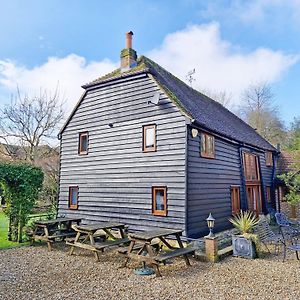 Walnut Barn - Horsham Exterior photo