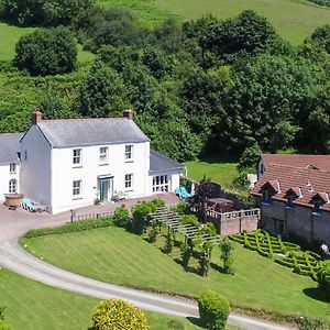 Combe Martin House Exterior photo