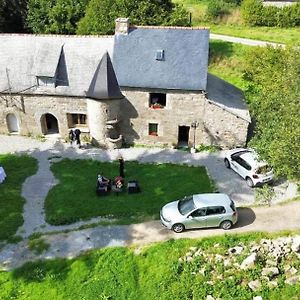 Manoir De Saint Ceran Au Royaume De Louango Lanrivain Exterior photo