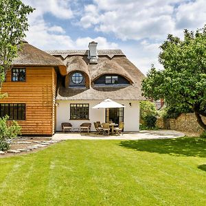 Farthings - Large Cottage With Pool West Wittering Exterior photo