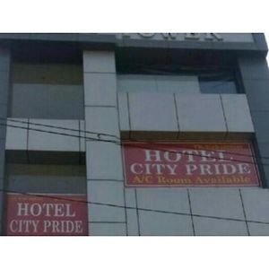 Hotel City Pride, Panipat Pānīpat Exterior photo