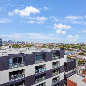 Ovation - Central Footscray Apt W Parking & Pool Melbourne Exterior photo