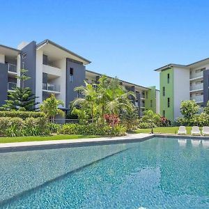 Saltwater On The Peninsula Kawana Waters Exterior photo