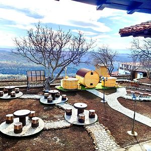 Holiday Complex Arbanaski Style-Panoramic View, Jacuzzi, Sauna, Children'S Park, Tavern Veliko Tarnovo Exterior photo