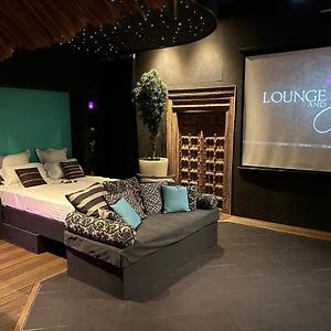 Nuit Romantique Au Lounge Et Spa Bray-en-Val Exterior photo